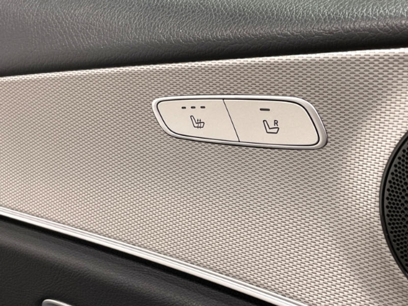 Mercedes-Benz E 220 T d Automatik EU6 LED ACC Navi — photo 9