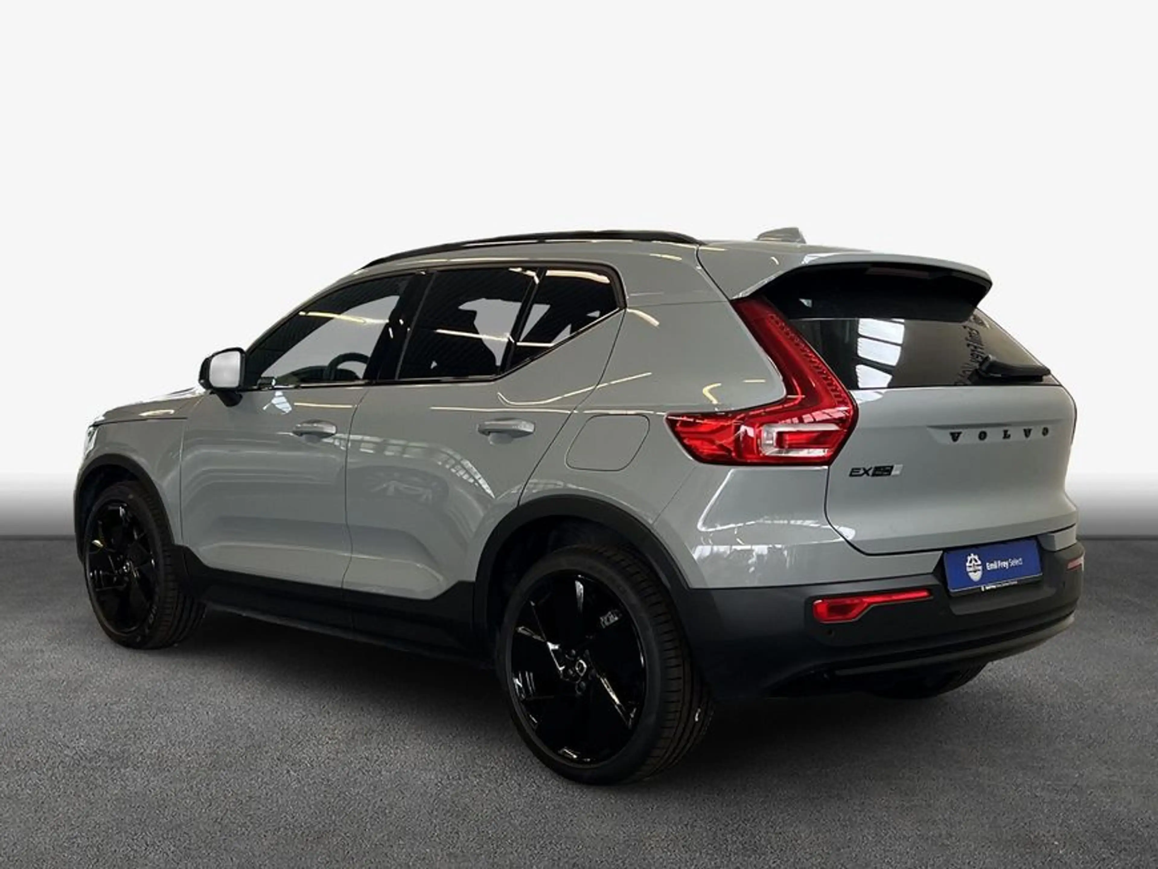 Volvo EX40 Single-M. Extended-Range Plus Black-Edition — photo 2
