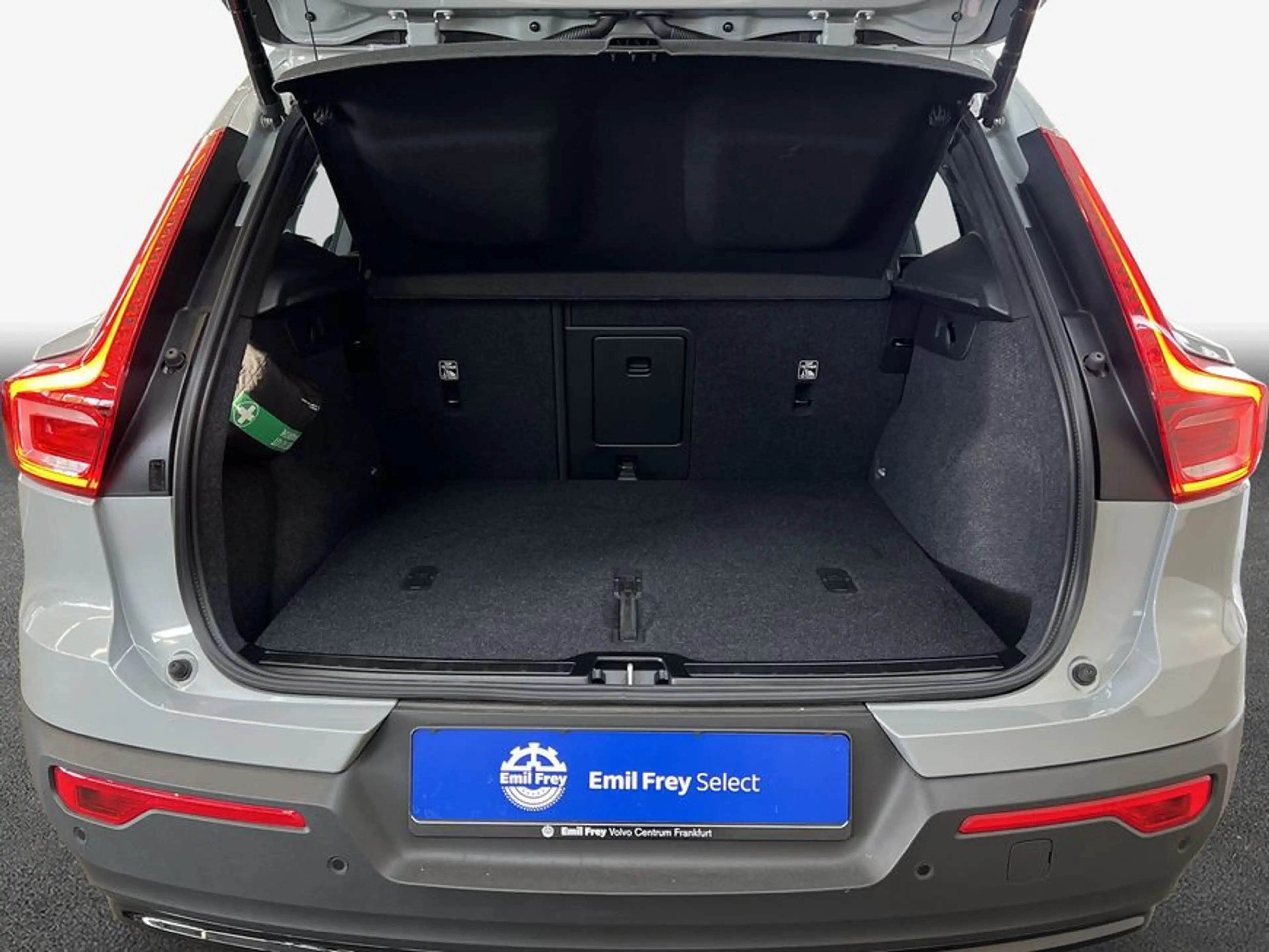 Volvo EX40 Single-M. Extended-Range Plus Black-Edition — photo 9