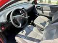 Opel Corsa Corsa b Rood - thumbnail 4