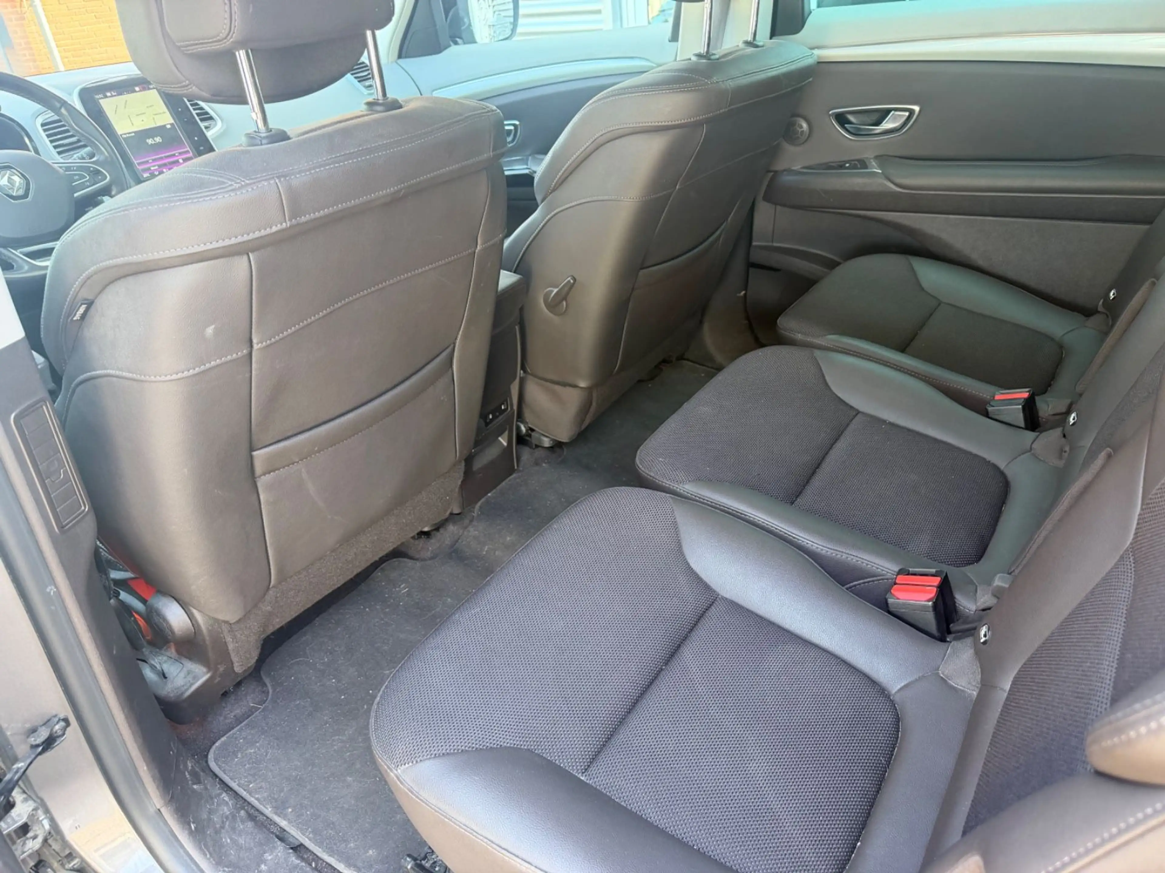 Renault Espace V Intens 7/SITZER+AUTOMATIK+1.HAND+PANO — photo 13