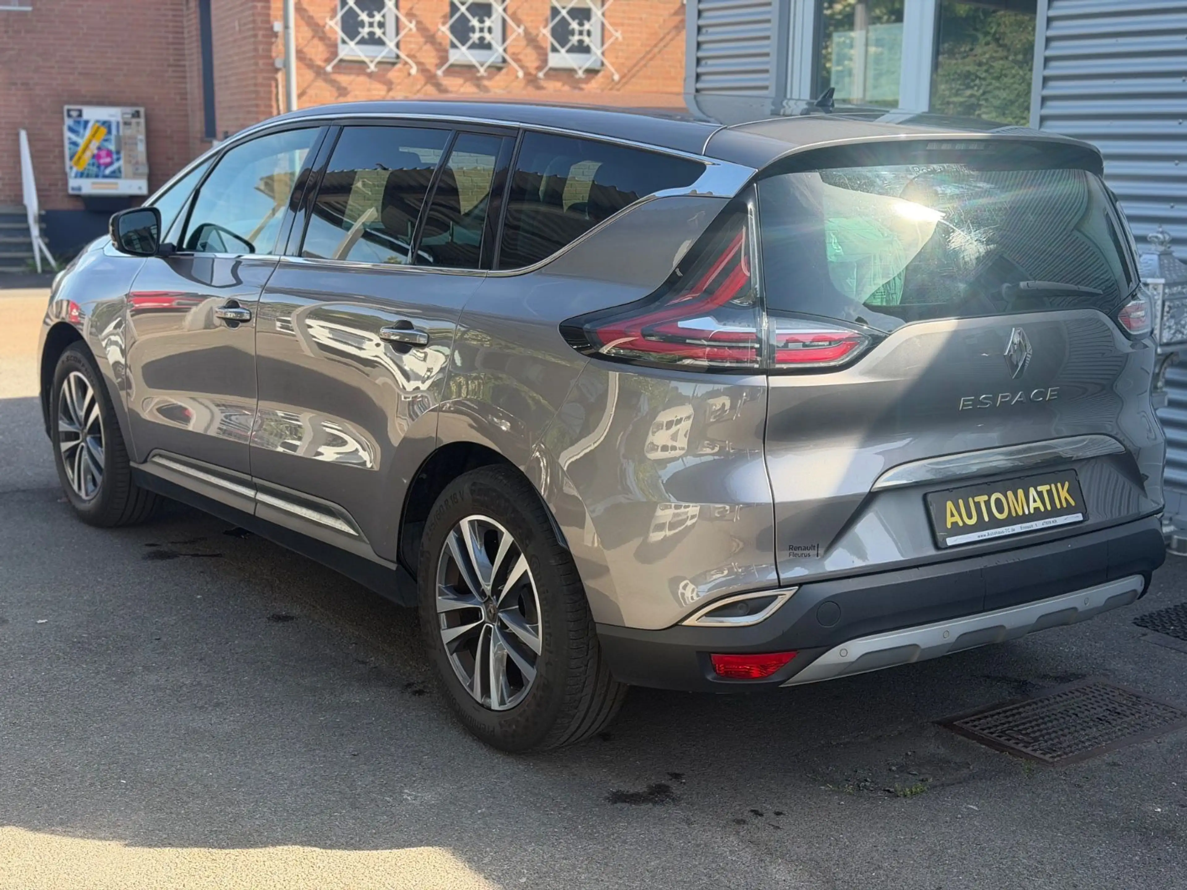 Renault Espace V Intens 7/SITZER+AUTOMATIK+1.HAND+PANO — photo 9