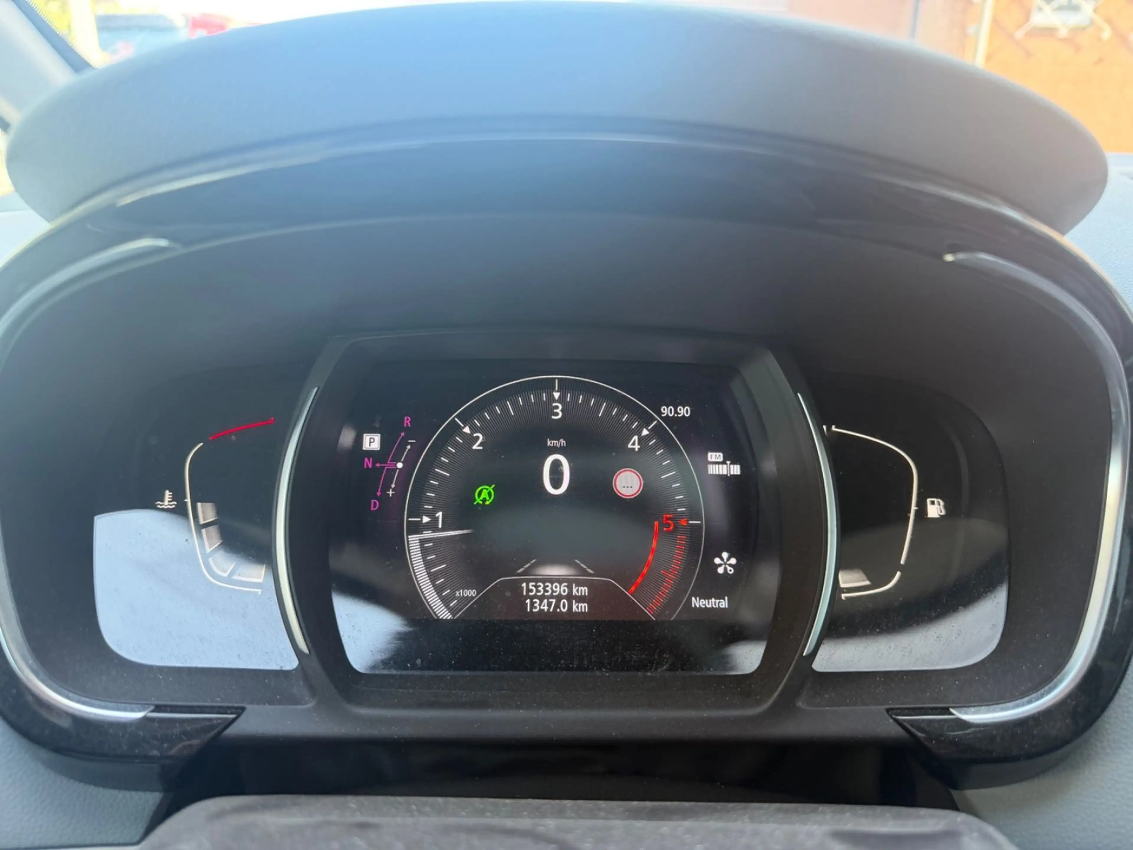 Renault Espace V Intens 7/SITZER+AUTOMATIK+1.HAND+PANO — photo 15