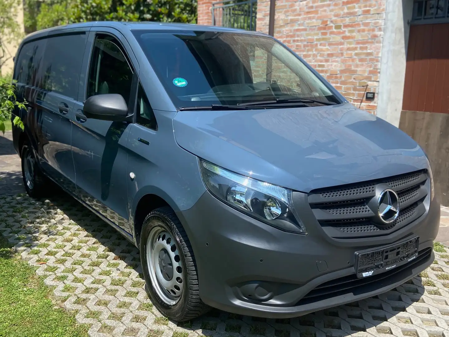 Mercedes-Benz Vito Mercedes-Benz E-Vito Long 100% Elettrico Gris - 2