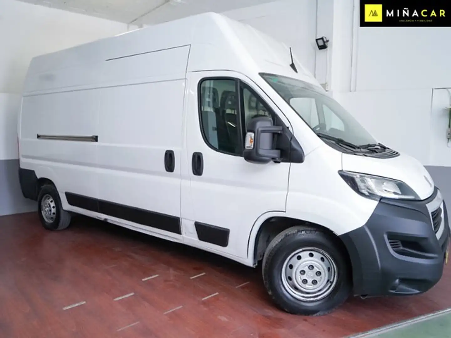 Peugeot Boxer Furgón 2.2BlueHDI 435 L3H3 S&S 140 Blanco - 2