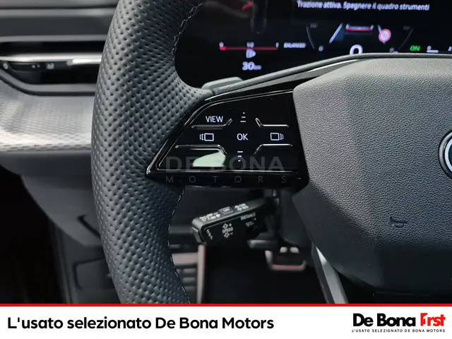 Audi Q5 view 22