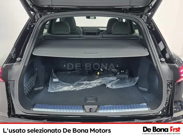 Audi Q5 view 27