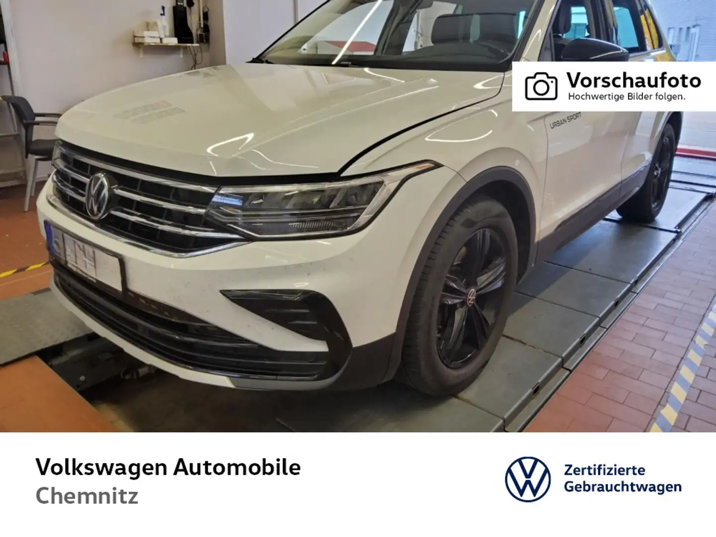 Volkswagen Tiguan 2.0 TSI Urban Sport 4Motion*AHK*LED*Navi* Weiß - 1