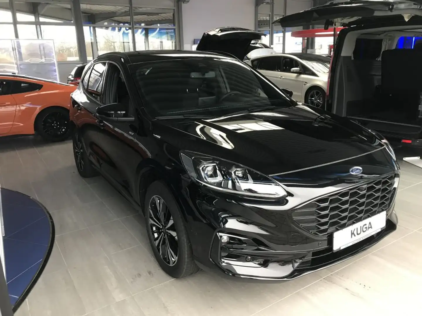 Ford Kuga 2.5 Duratec PHEV ST-LINE X Schwarz - 2