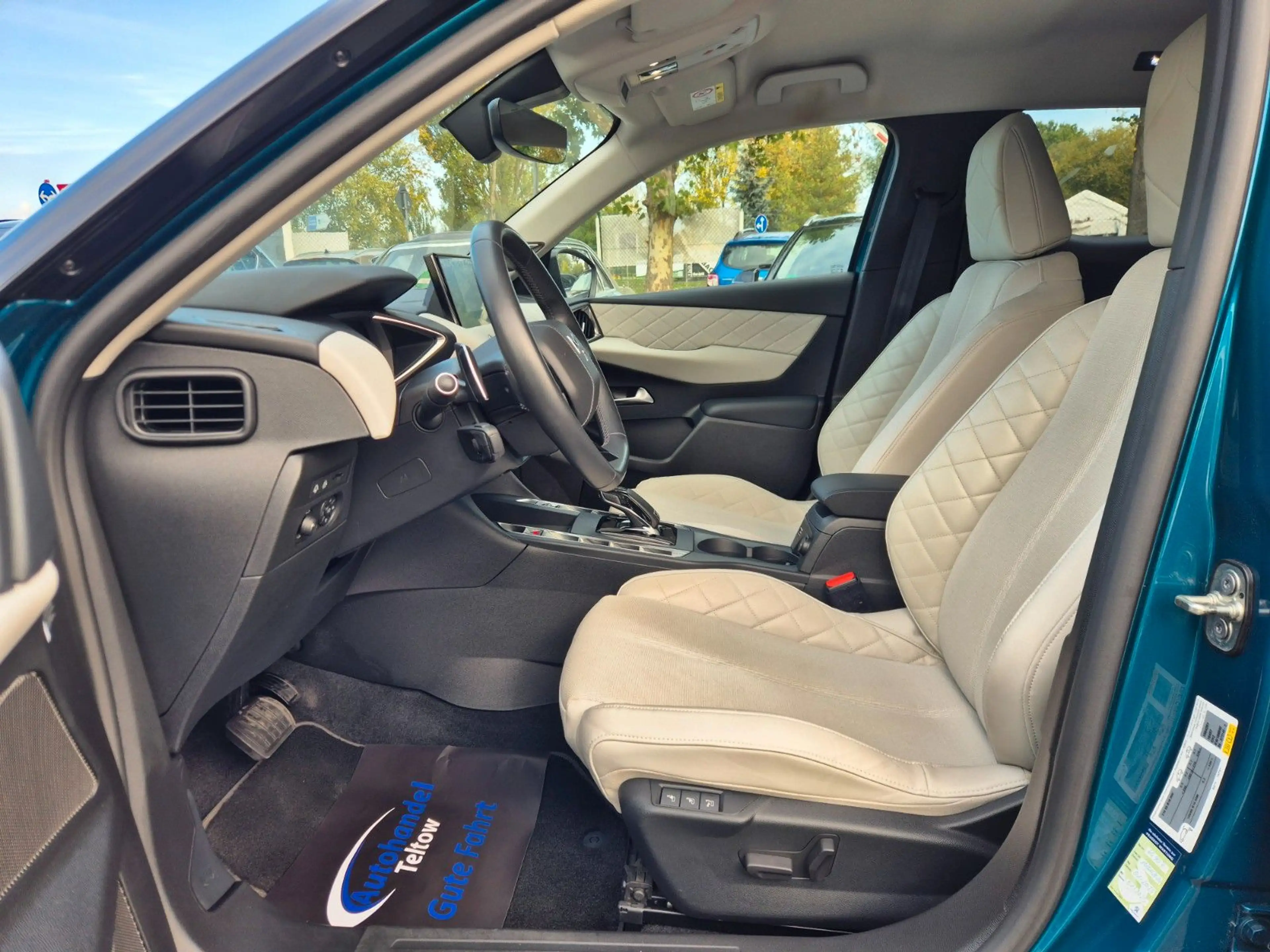 DS Automobiles DS 3 Crossback So Chic *LED *Kamera *Headup *SHZ — photo 9