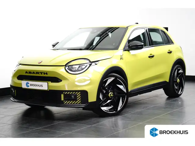 Abarth 600e Turismo 54 kWh 240 pk Fiat | 96% SOH | | 11 kW lad
