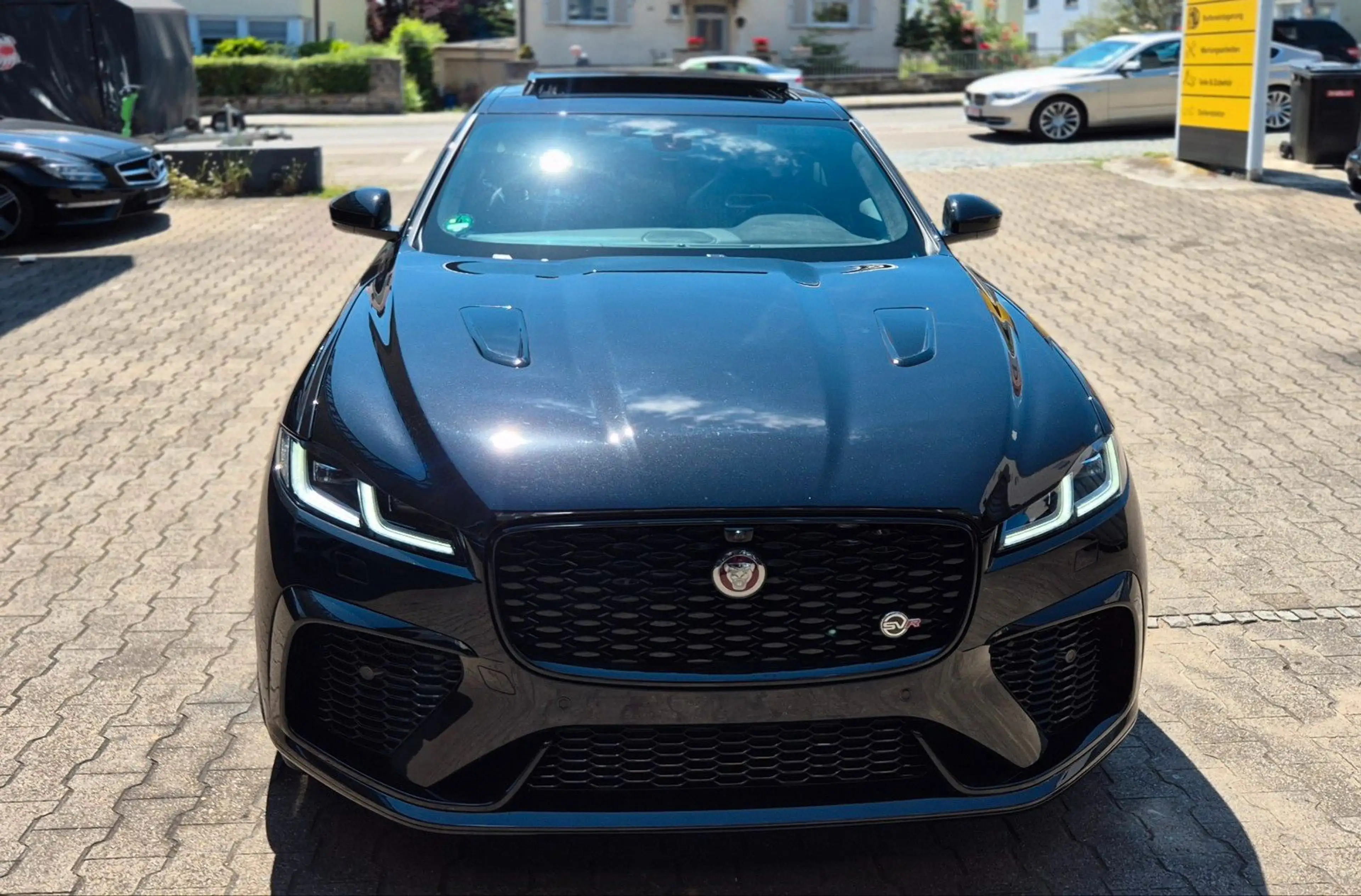 Jaguar F-Pace F-PACE SVR 5,0 Performance /Black Edition — photo 13