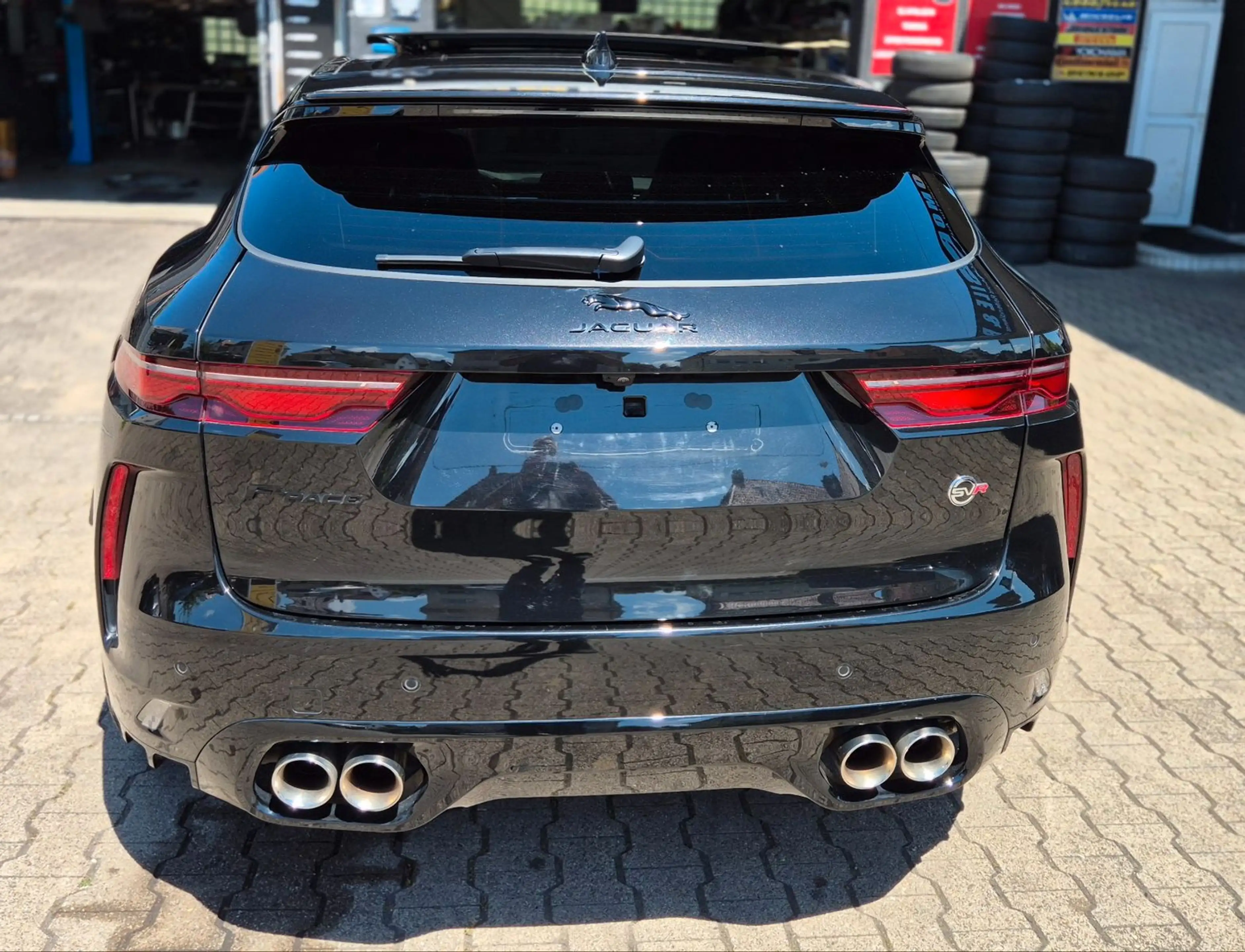 Jaguar F-Pace F-PACE SVR 5,0 Performance /Black Edition — photo 11