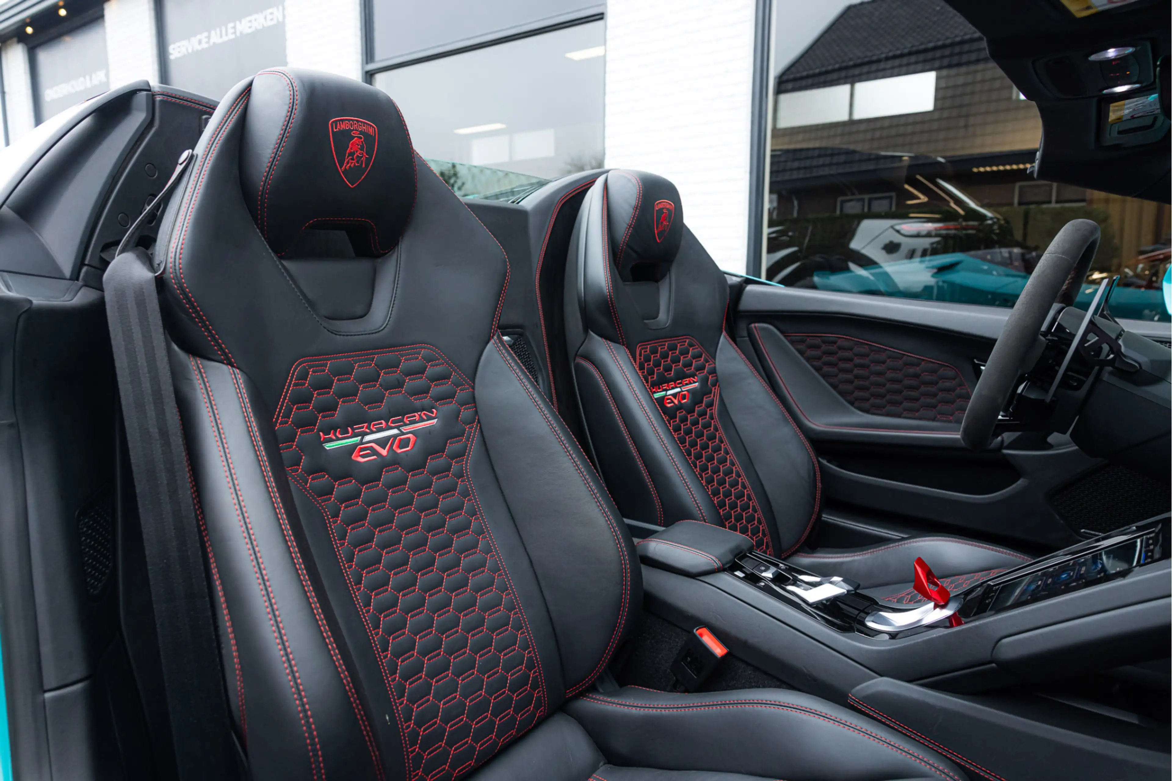 Lamborghini Huracán Evo Spyder 5.2 V10 EVO Spyder Novitec - Tiffany Bl — photo 16