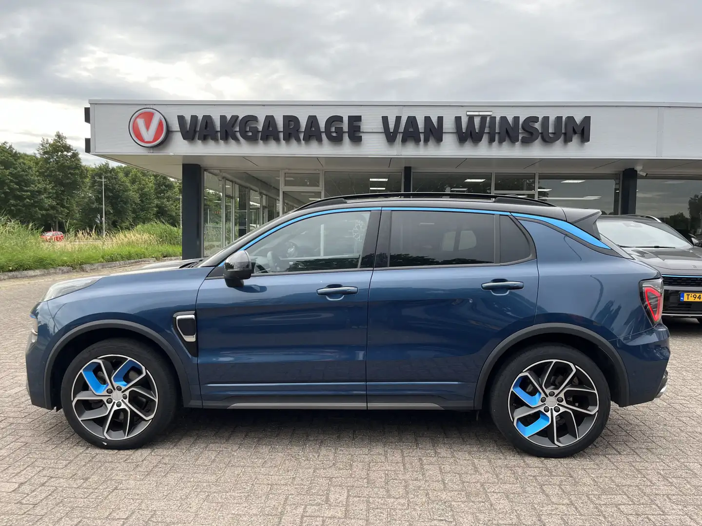 Lynk & Co 01 1.5 Nap Ne. auto Blauw - 2