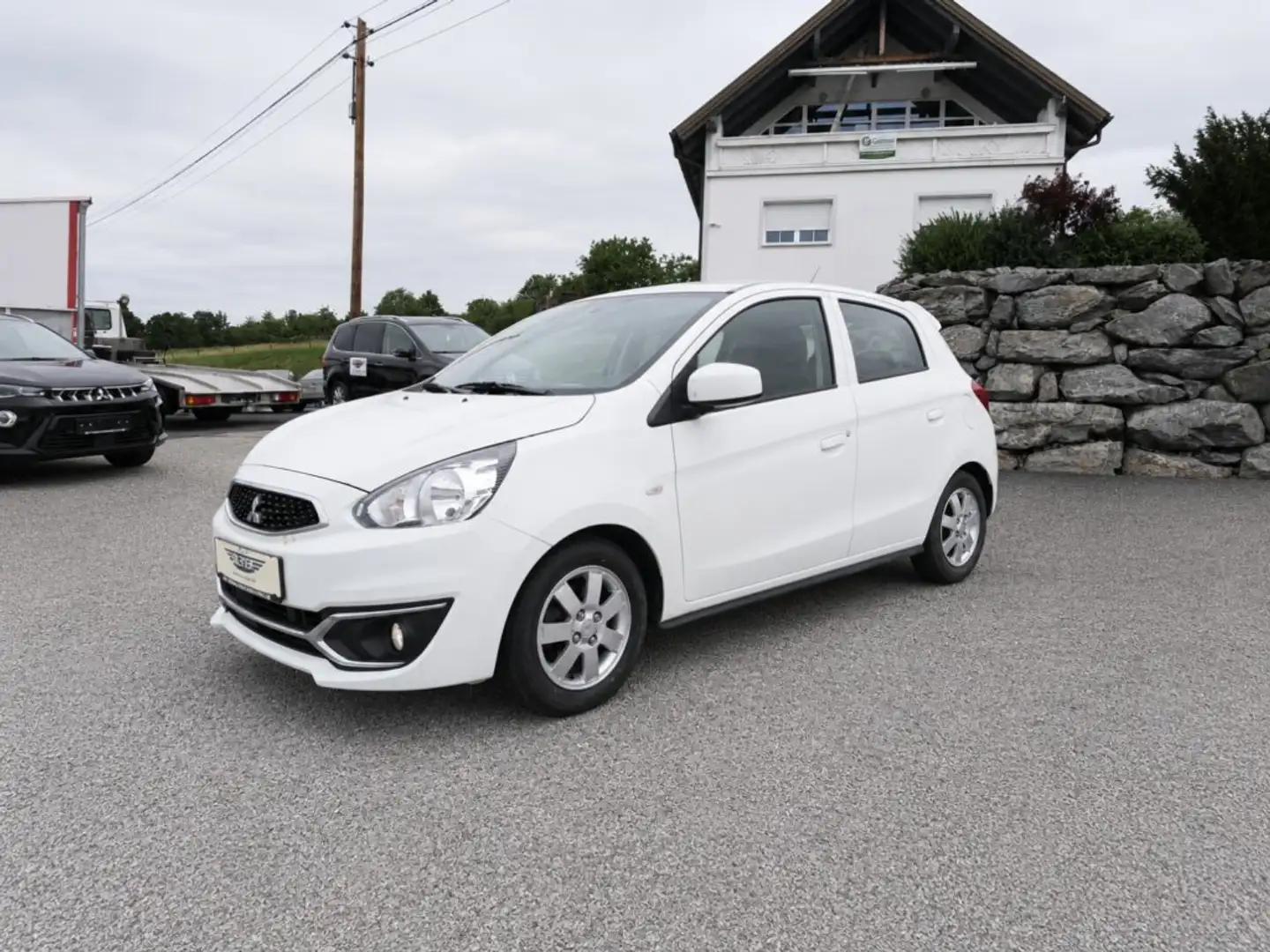 Mitsubishi Space Star AKTION Weiß - 1