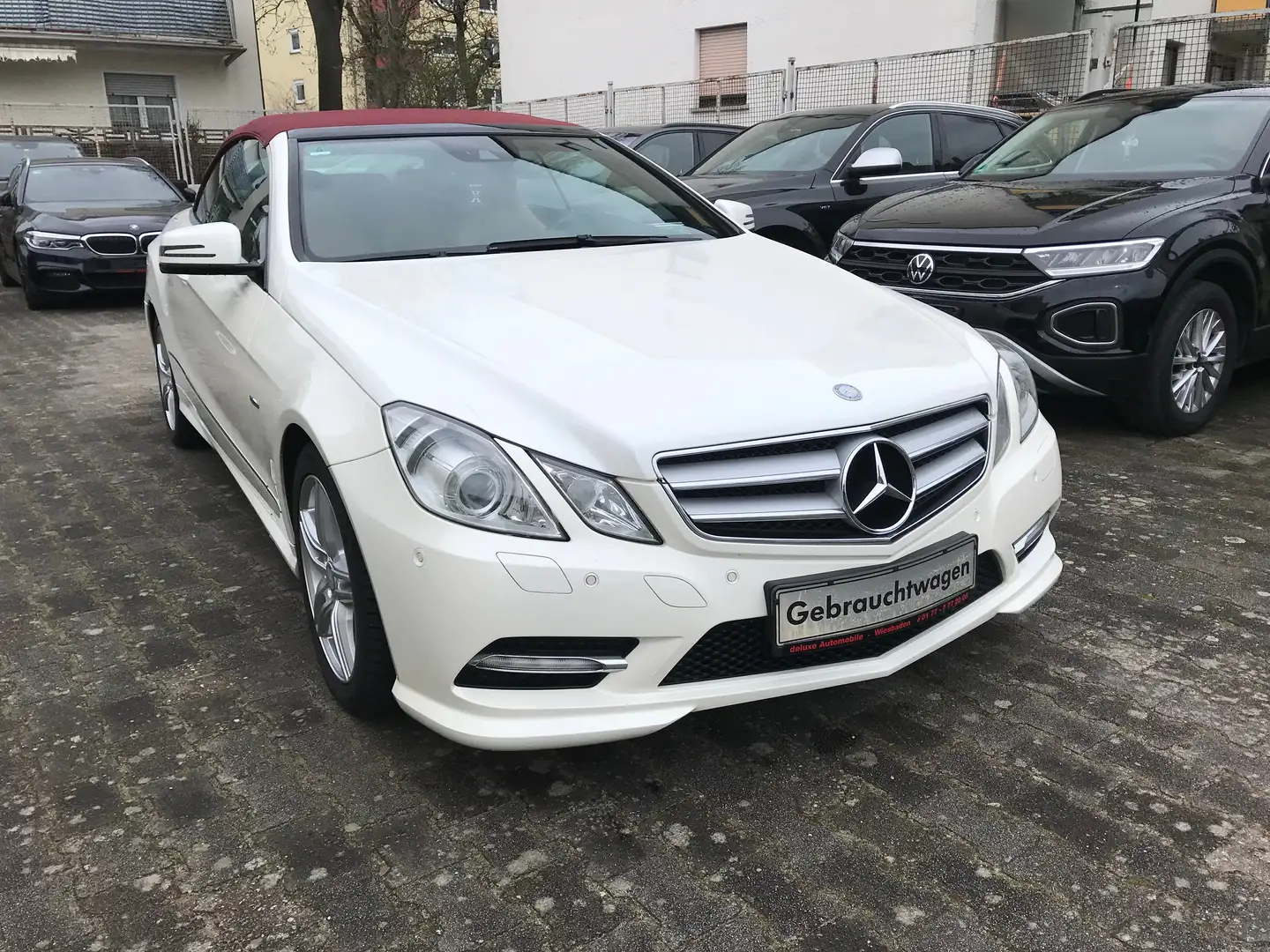 Mercedes-Benz E 350 Cabrio BlueEFFICIENCY 7G.AMG Line Nackenheizug Alu Weiß - 1