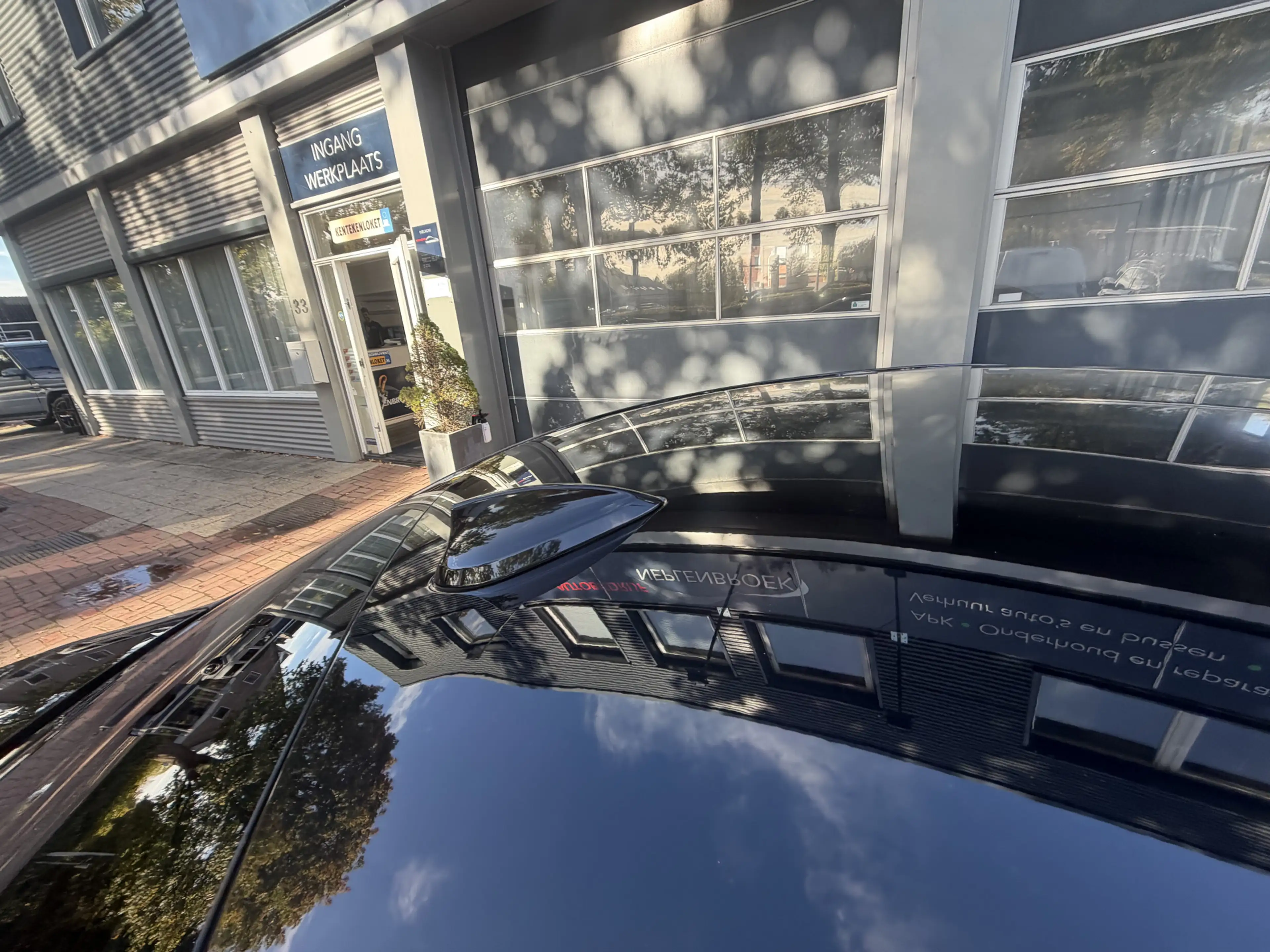BMW 318 3-serie 318i Luxury | Leder | 18” LMV | Navi | Cru — photo 39