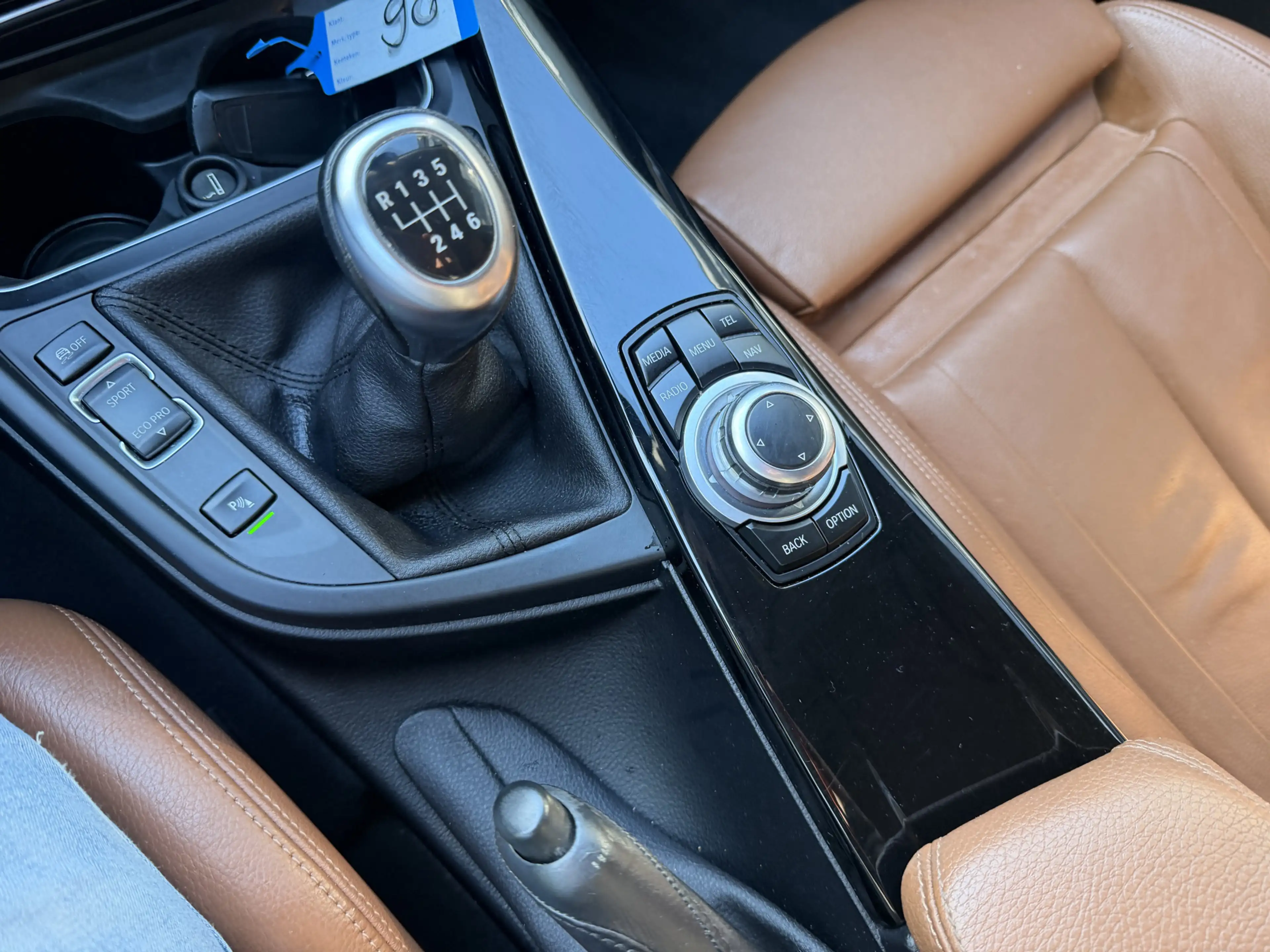 BMW 318 3-serie 318i Luxury | Leder | 18” LMV | Navi | Cru — photo 16