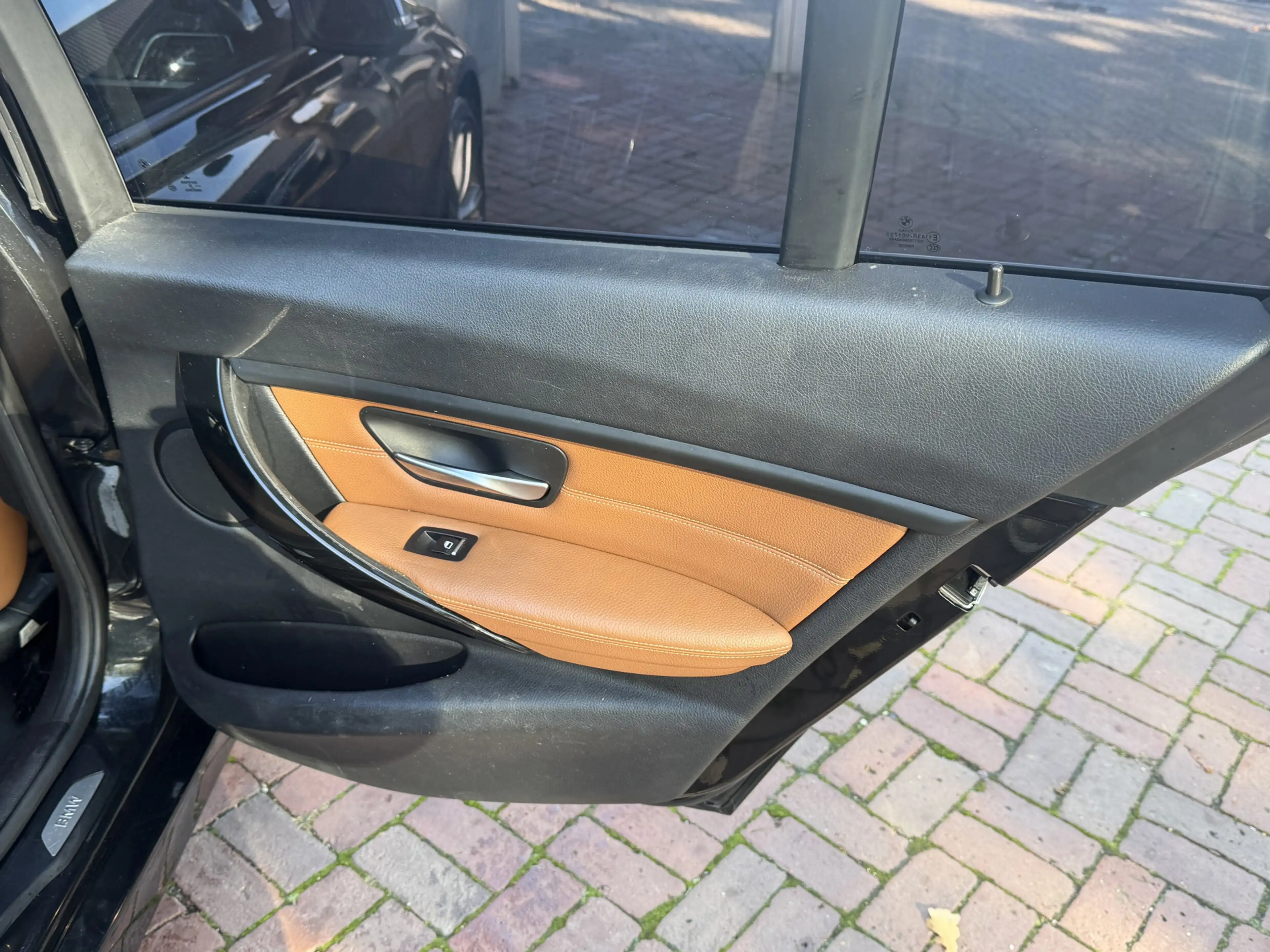 BMW 318 3-serie 318i Luxury | Leder | 18” LMV | Navi | Cru — photo 32