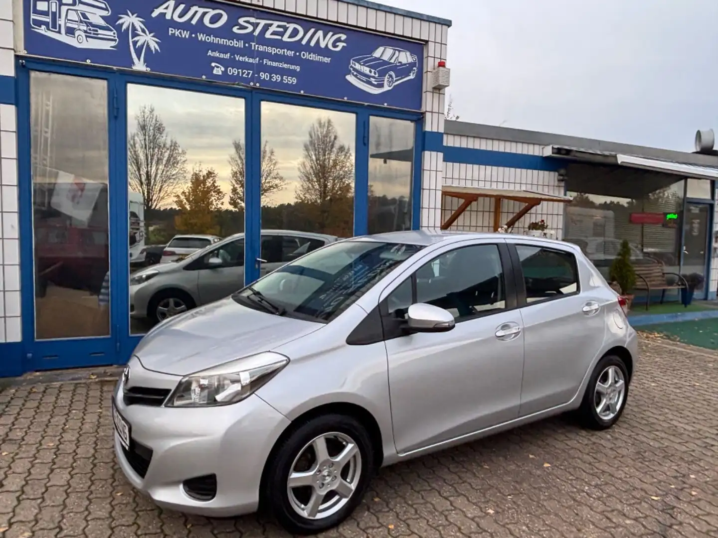 Toyota Yaris Life - Klima - Kamera - 5 Türen - Tüv NEU Argent - 1