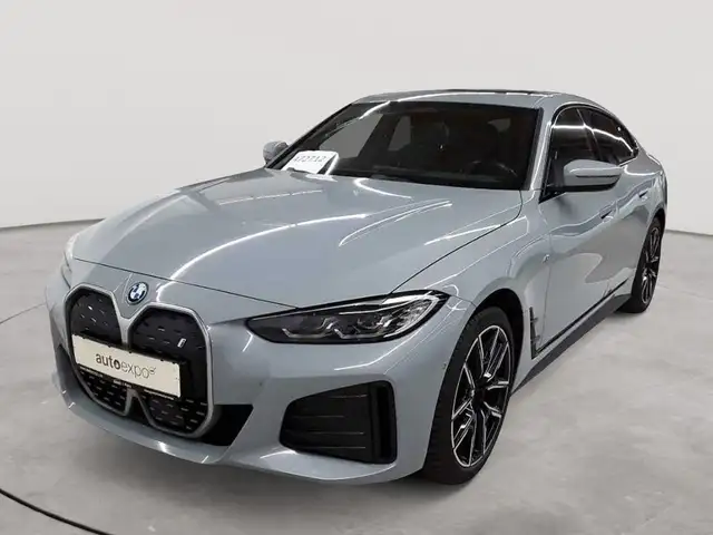 BMW I4 view 2