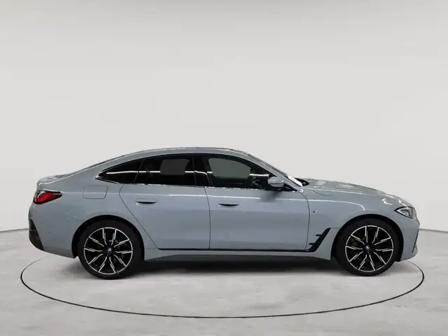 BMW I4 view 3