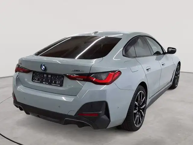 BMW I4 view 4