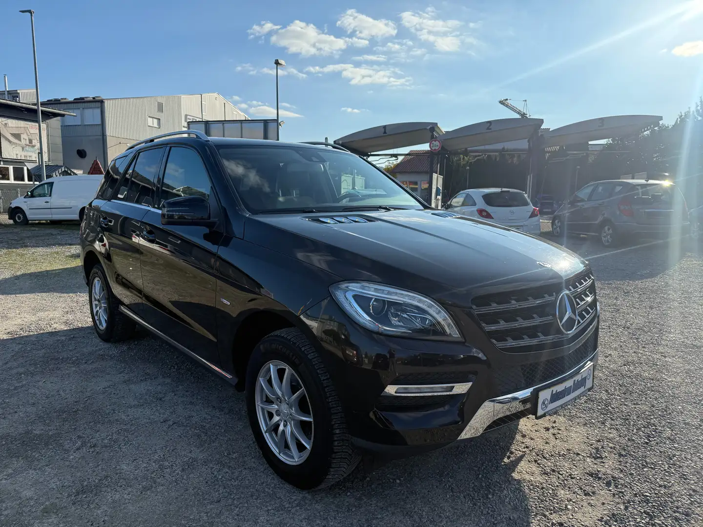 Mercedes-Benz ML 350 ML 350 CDI BlueTec - NAVI - XENON - KAMERA - Schwarz - 1