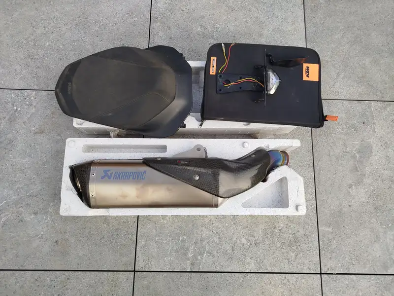 KTM 790 Duke - foto 4