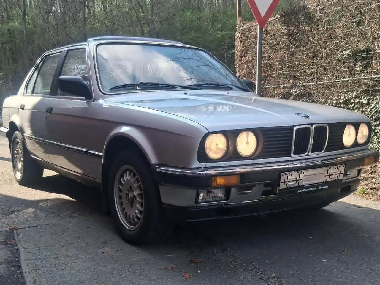 BMW 323 e30, foto 6