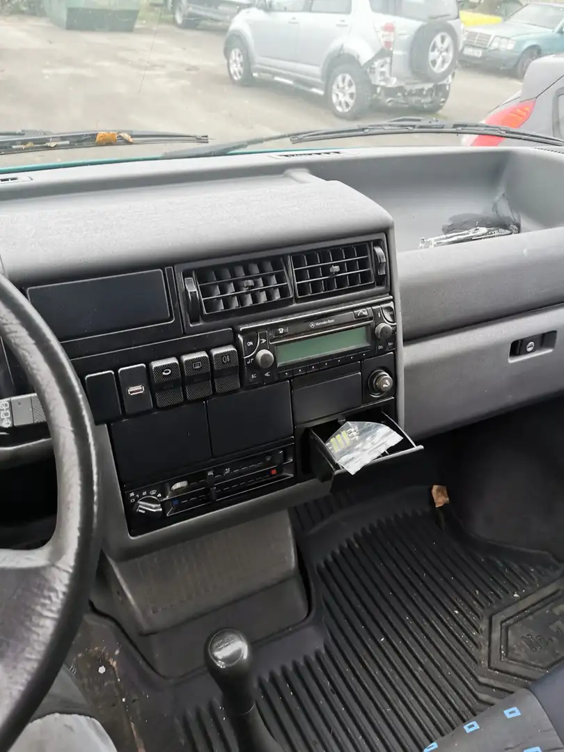 Volkswagen T4 Transporter TD 7DA 1H2 - 2