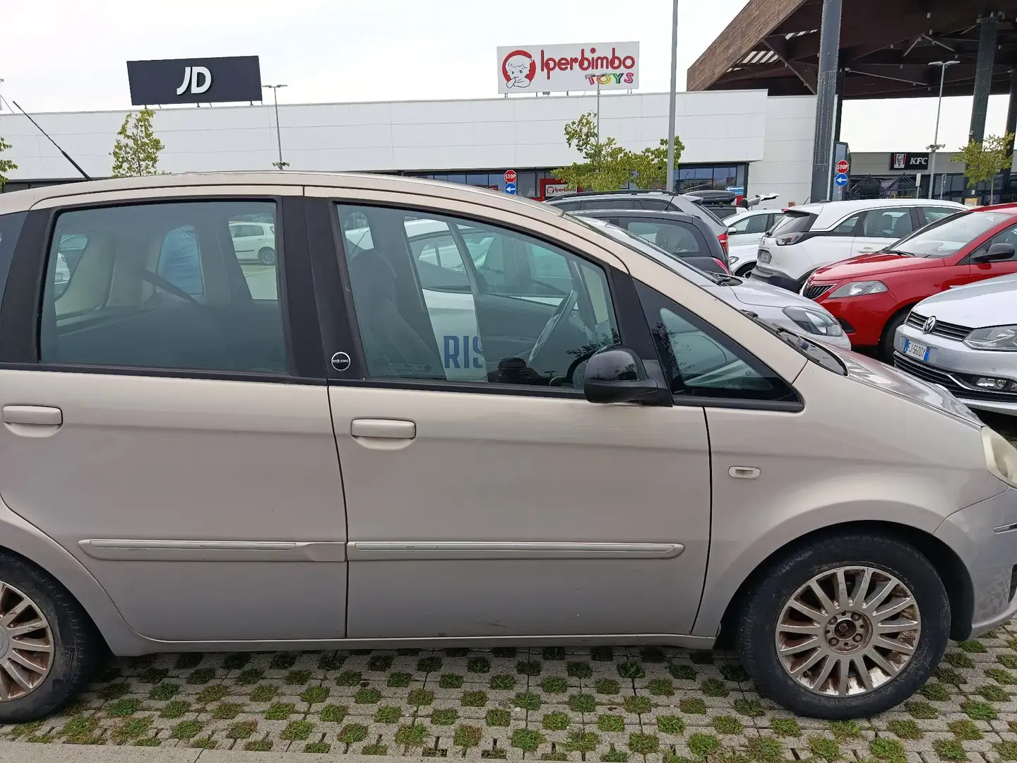 Lancia MUSA 1.4 8v Diva (argento) ecochic Gpl - 1