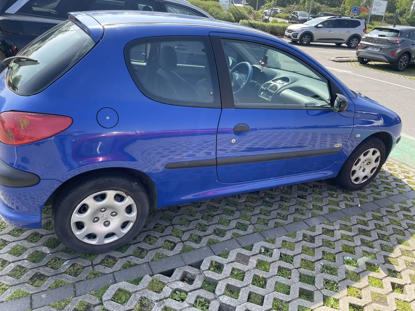 Peugeot 206 1.1i Color Line - 2