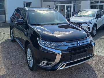 Outlander Plug-in Hybrid Intro Edition 2.4 Automatik Allrad Rückfahrkamera Navi