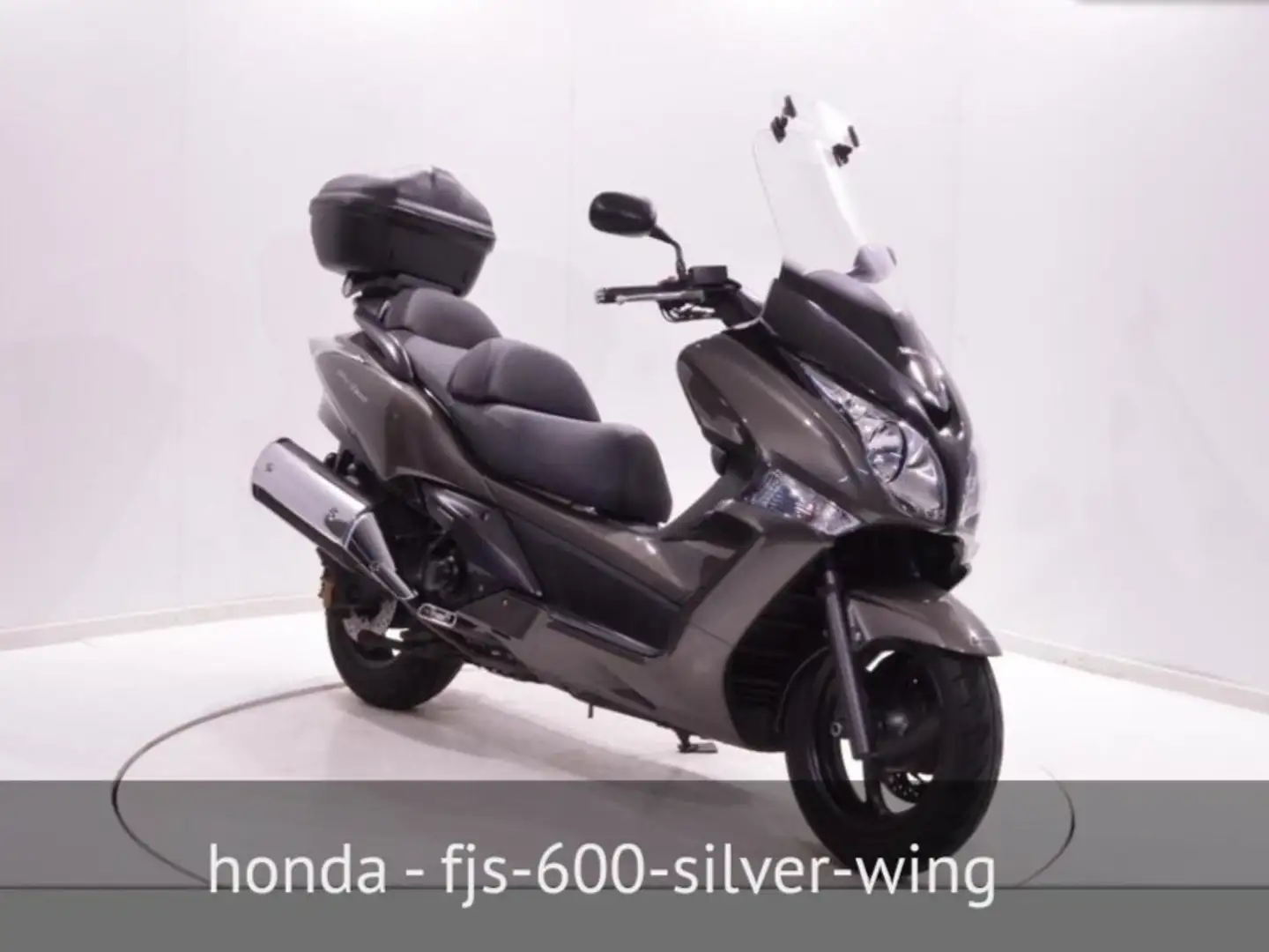 Honda SW-T 600 Gri - 1