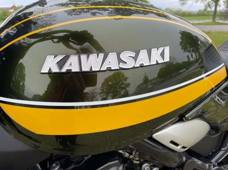 Kawasaki Z 900 - foto 7