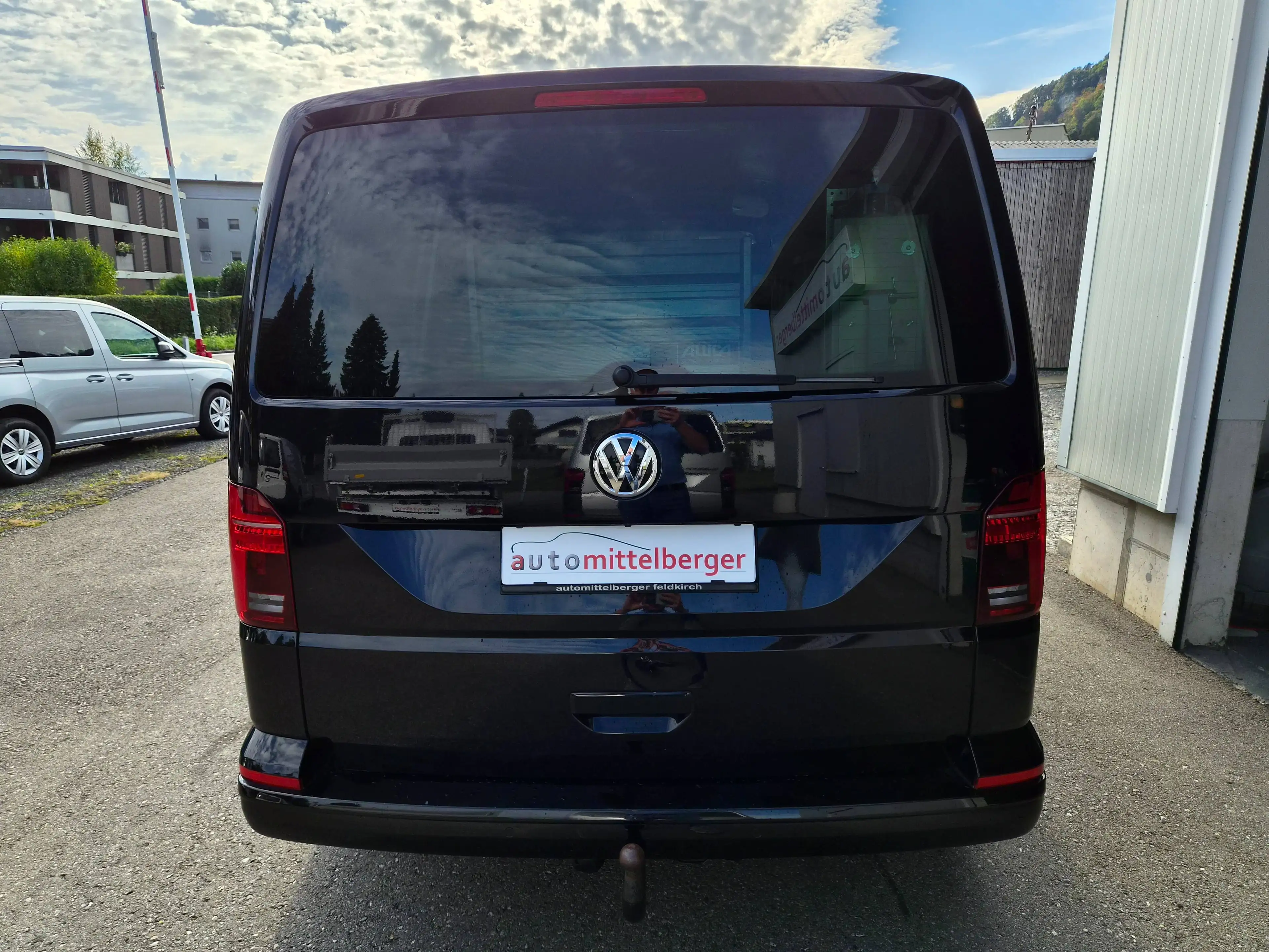 Volkswagen T6.1 Transporter Kastenwagen Plus 4Motion lang Comfortline — photo 3