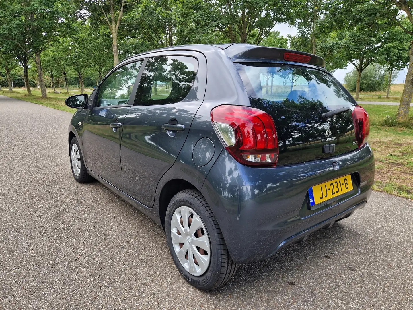 Peugeot 108 1.0 e-VTi Active | Airco | Bluetooth | LED | Grijs - 2
