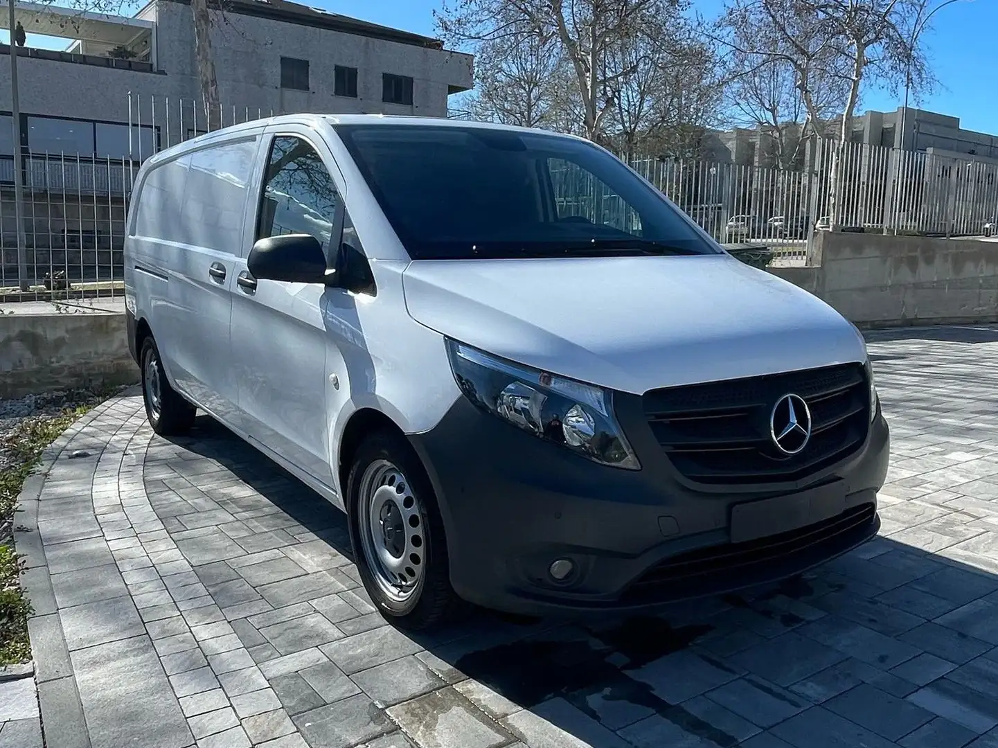 Mercedes-Benz Vito Kasten 114 CDI extralang Bianco - 1