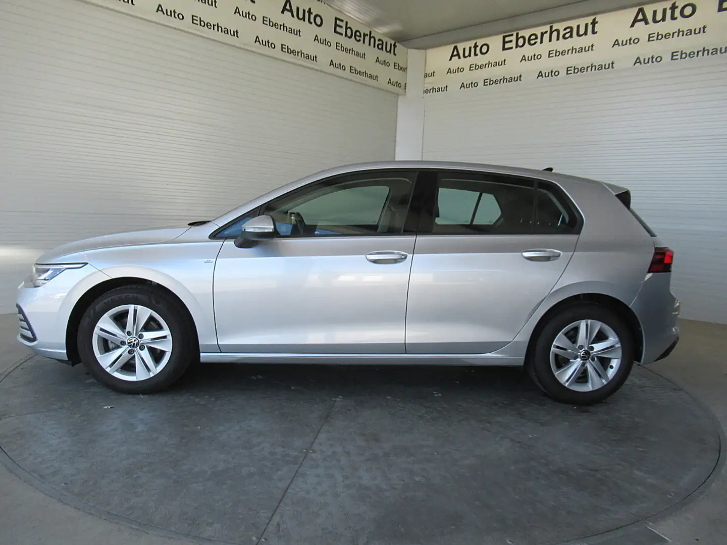 Volkswagen Golf 2,0 TDI Life *LED *ACC *Sitzheizung *Navi Silber - 2