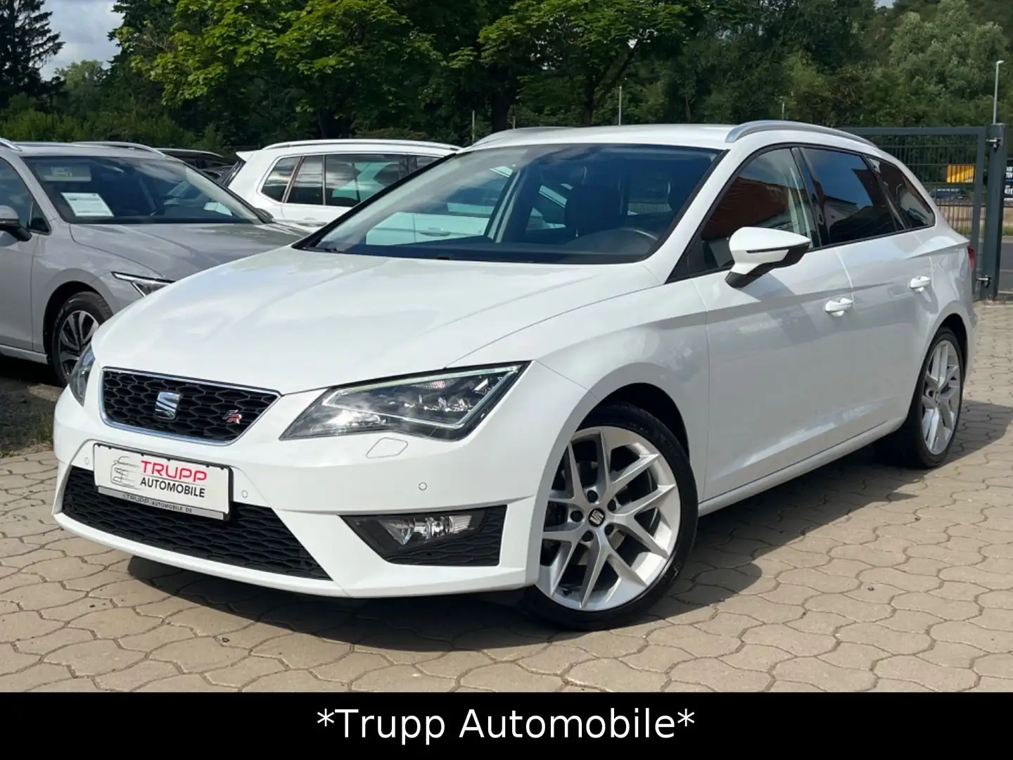 SEAT Leon ST FR 1.4 TSI/LED/Navi/SHZ/Tempomat/PDC Blanco - 1