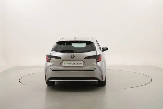 Toyota Corolla view 4