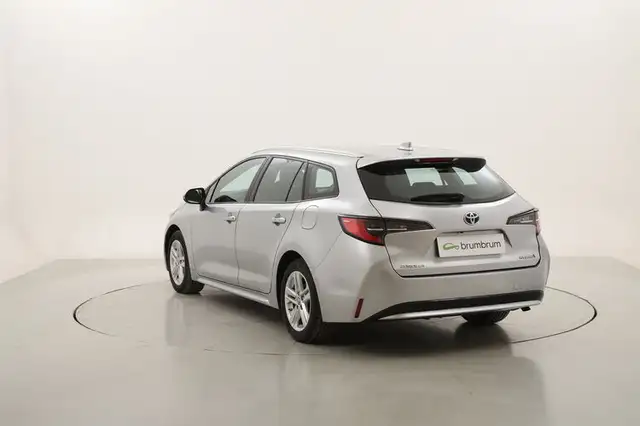 Toyota Corolla view 3