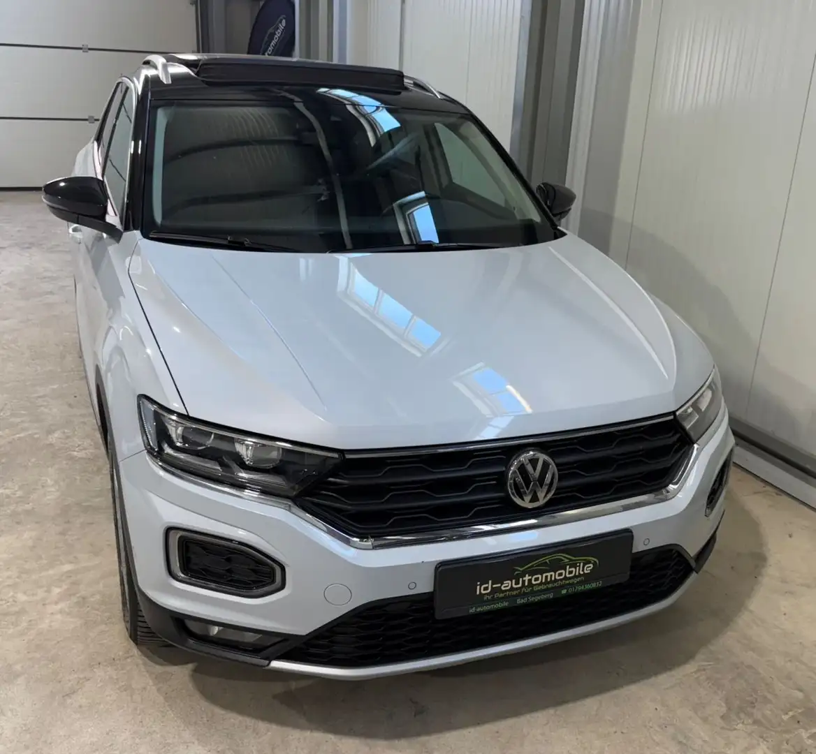 Volkswagen T-Roc Style 4Motion, DSG, LED, Pano, TÜV/AU neu Argent - 2
