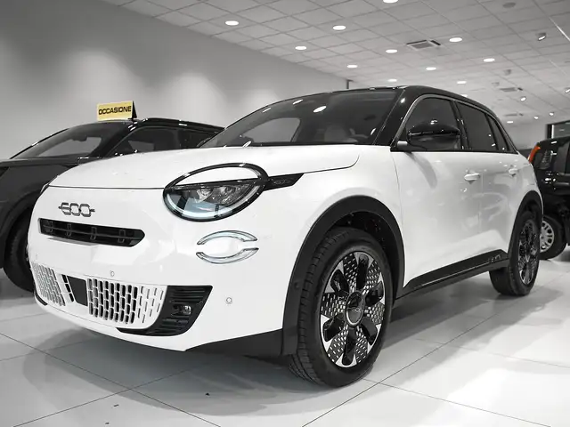 Fiat 600 600 1.2 Hybrid La Prima 110cv