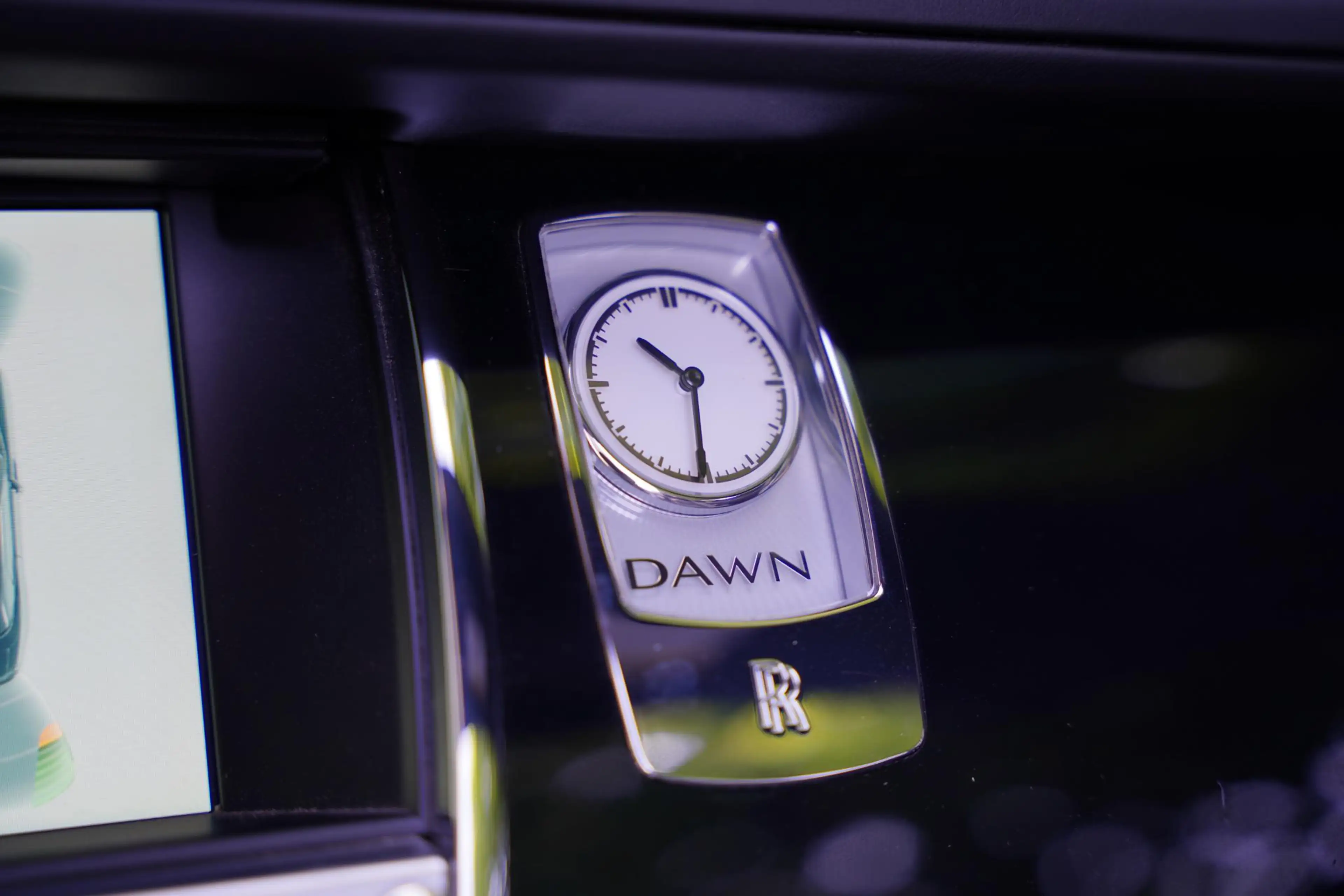 Rolls-Royce Dawn 6.6 V12 New Service — photo 15