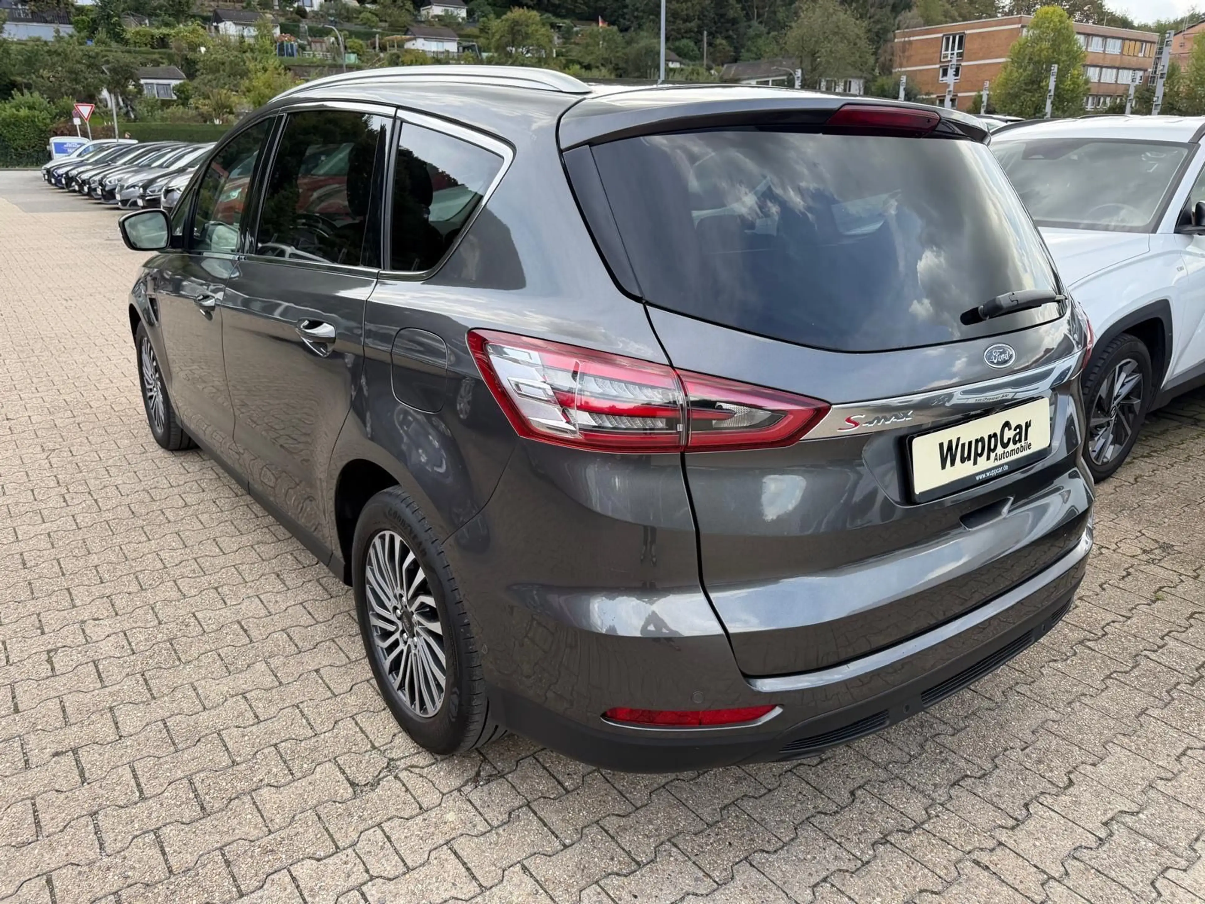 Ford S-Max S-MAX Titanium NAVI*KAMERA*AUTOMATIK*SHZ*TOTWINK — photo 2