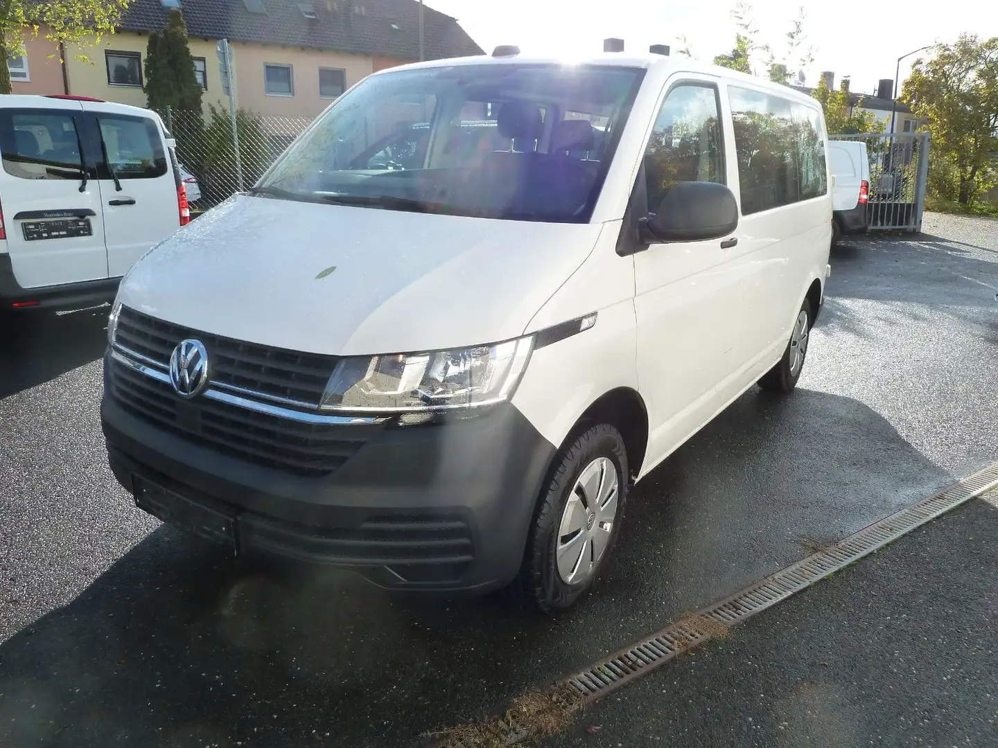 Volkswagen T6 Transporter T6 2,0 TDI DSG Transporter/8 Sitzer Weiß - 1