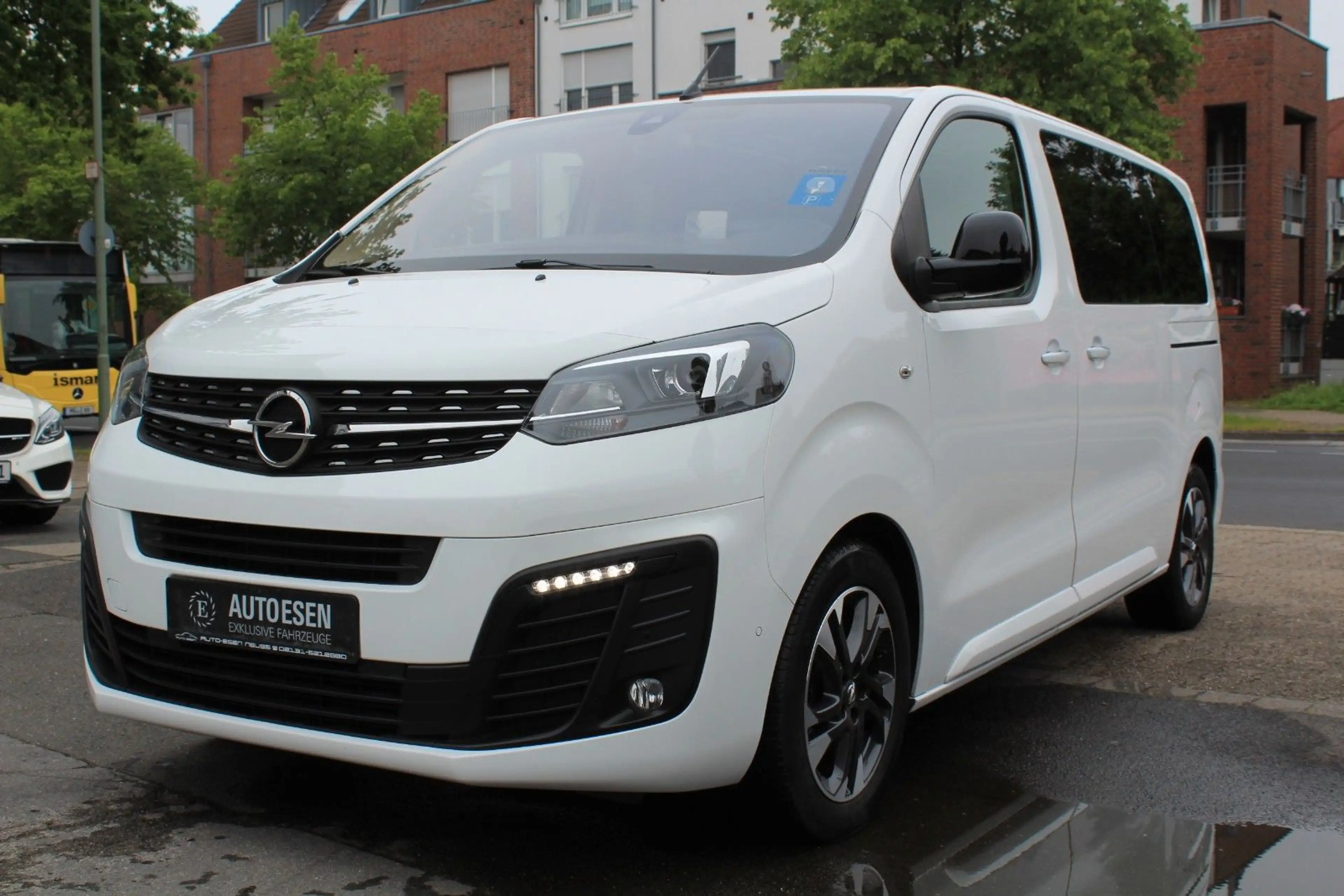 Opel Zafira Life L2+6-SITZER+PANO+KAMERA+AHK+STANDHZ. — photo 6